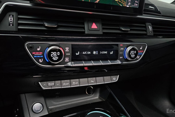 2021 Audi A4 с пробегом 45 377 км