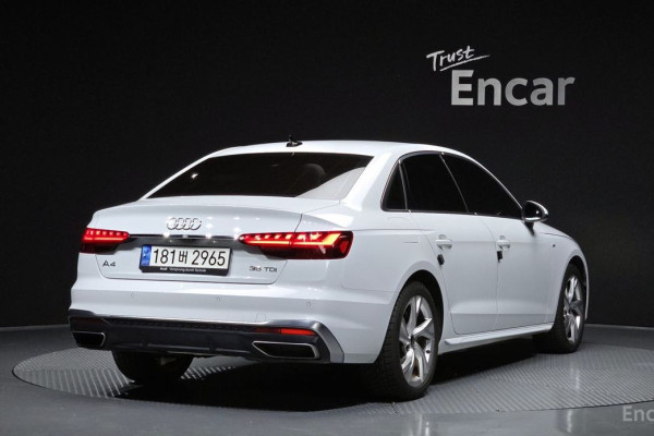 2022 Audi A4 с пробегом 78 271 км
