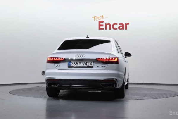 2022 Audi A4 с пробегом 13 324 км