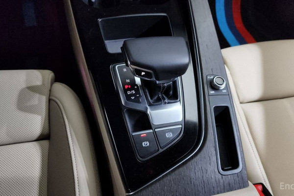 2023 Audi A4 с пробегом 38 162 км