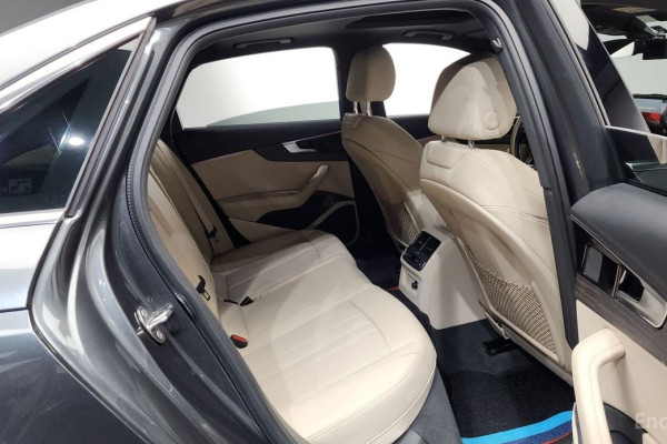 2023 Audi A4 с пробегом 38 162 км