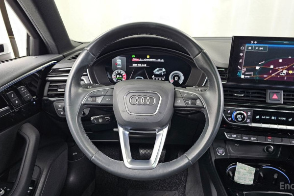 2021 Audi A4 с пробегом 62 038 км