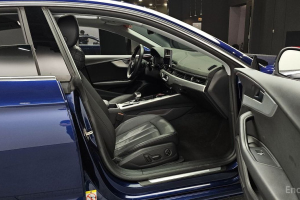 2022 Audi A5 с пробегом 40 504 км