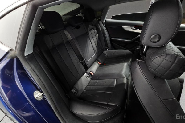 2022 Audi A5 с пробегом 40 504 км