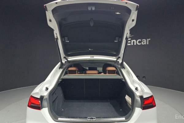 2021 Audi A5 с пробегом 33 963 км