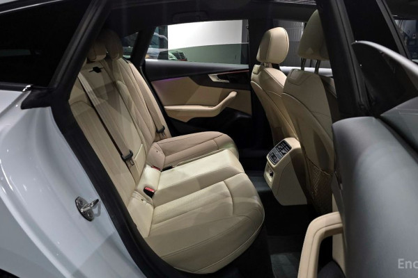 2023 Audi A5 с пробегом 39 246 км