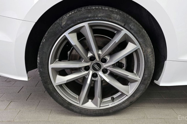 2022 Audi A5 с пробегом 74 731 км