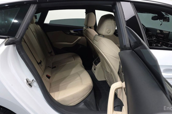 2021 Audi A5 с пробегом 82 551 км