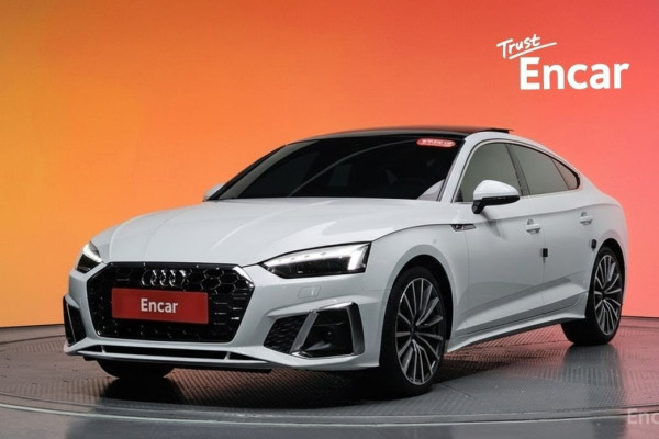 2022 Audi A5 с пробегом 47 069 км