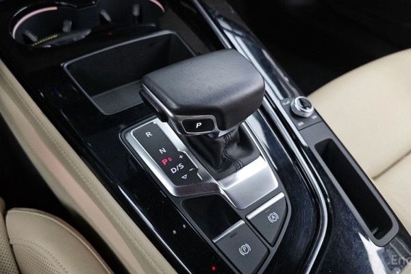 2022 Audi A5 с пробегом 74 731 км