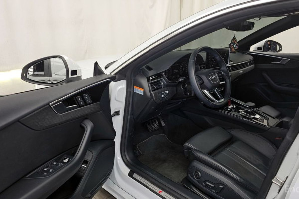 2022 Audi A5 с пробегом 47 069 км