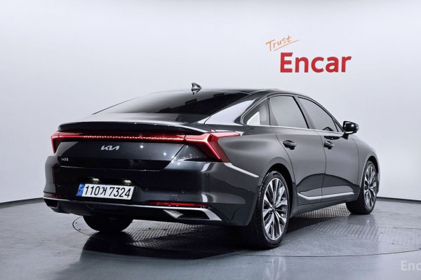 2023 Kia K8 с пробегом 19 667 км