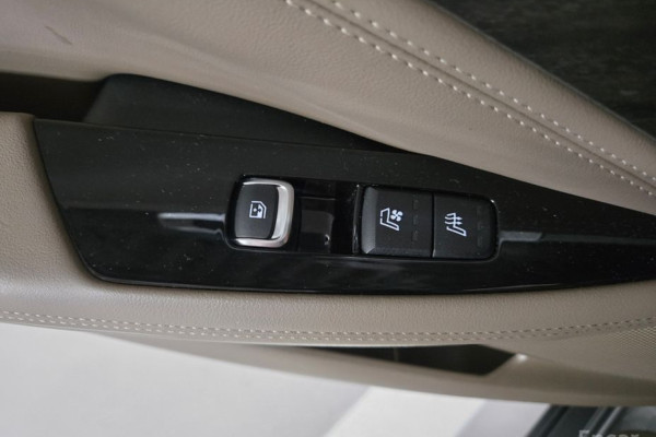 2023 Kia K8 с пробегом 30 000 км