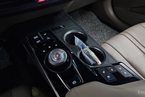 2023 Kia K8 с пробегом 19 667 км