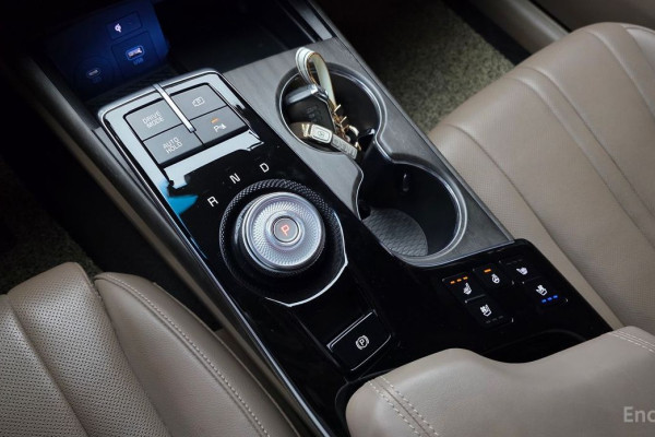 2023 Kia K8 с пробегом 29 885 км