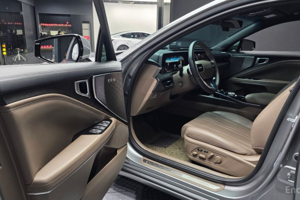 2023 Kia K8 с пробегом 29 885 км