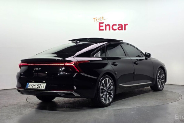 2023 Kia K8 с пробегом 22 923 км