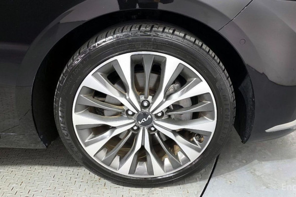 2023 Kia K8 с пробегом 22 923 км