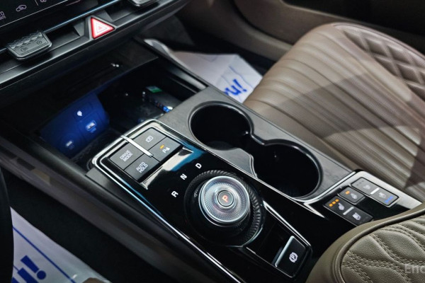 2023 Kia K8 с пробегом 23 408 км