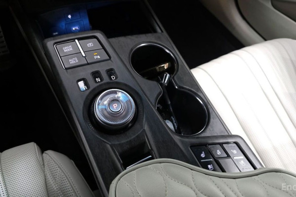 2023 Kia K8 с пробегом 22 923 км