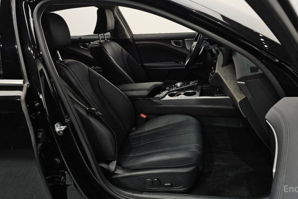 2023 Kia K8 с пробегом 83 519 км