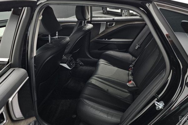 2023 Kia K8 с пробегом 83 519 км