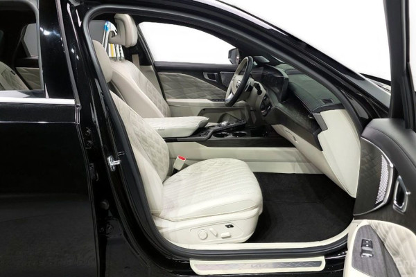 2023 Kia K8 с пробегом 22 923 км