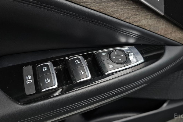 2023 Kia K8 с пробегом 83 519 км