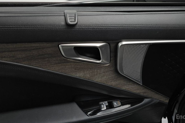 2023 Kia K8 с пробегом 83 519 км