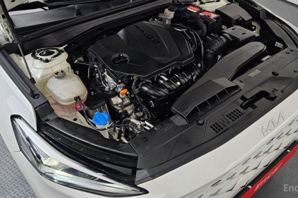 2023 Kia K8 с пробегом 49 715 км