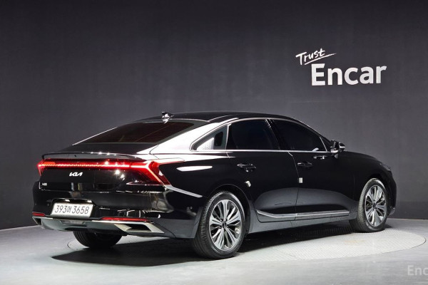 2023 Kia K8 с пробегом 77 721 км