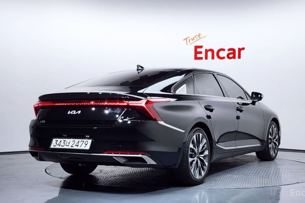 2023 Kia K8 с пробегом 13 203 км