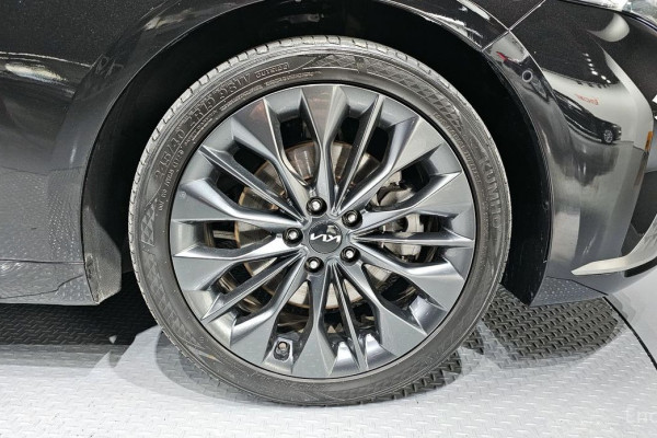 2023 Kia K8 с пробегом 71 764 км