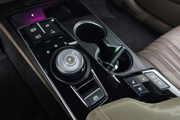 2023 Kia K8 с пробегом 67 760 км