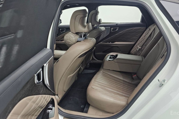 2023 Kia K8 с пробегом 67 760 км