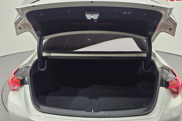 2023 Kia K8 с пробегом 67 760 км