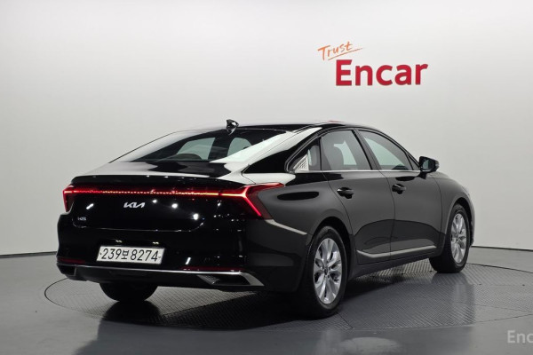 2023 Kia K8 с пробегом 24 593 км