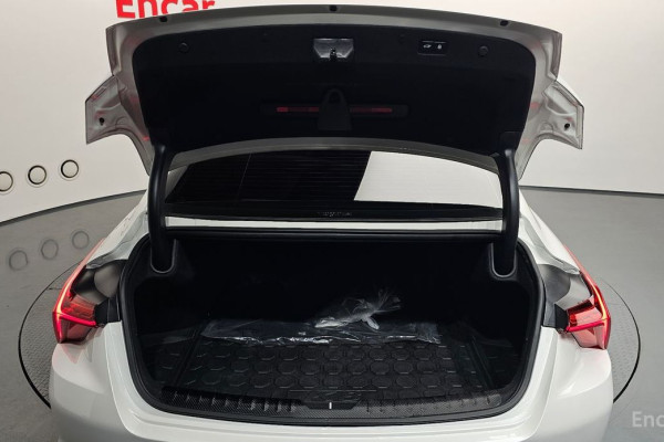 2023 Kia K8 с пробегом 49 715 км