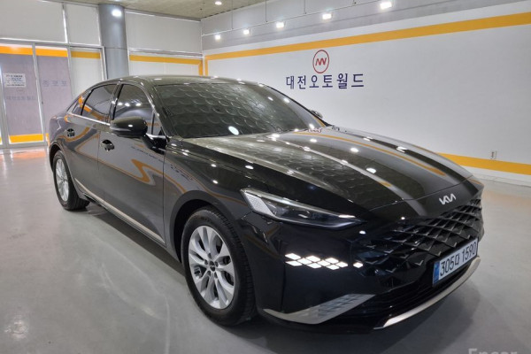 2023 Kia K8 с пробегом 11 900 км