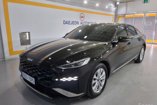 2023 Kia K8 с пробегом 11 900 км