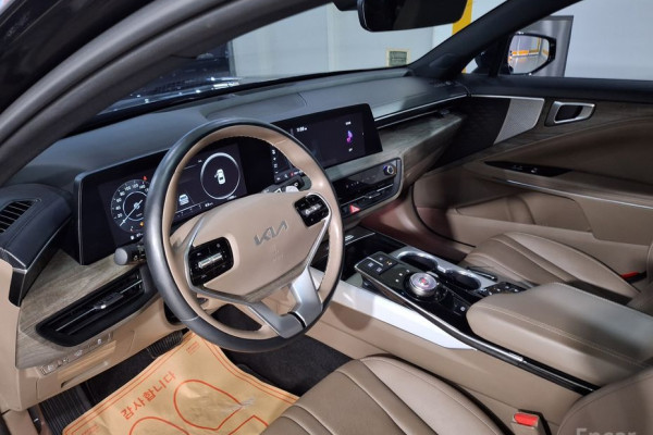 2023 Kia K8 с пробегом 11 900 км