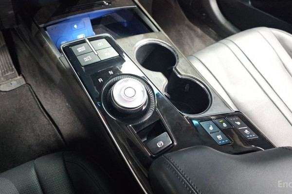 2023 Kia K8 с пробегом 54 352 км