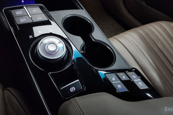 2023 Kia K8 с пробегом 32 670 км