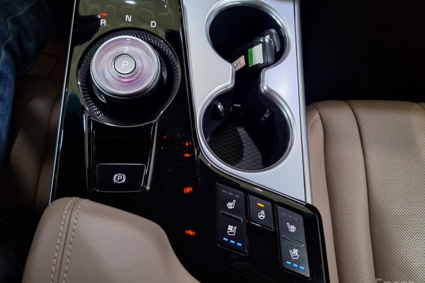 2023 Kia K8 с пробегом 11 900 км