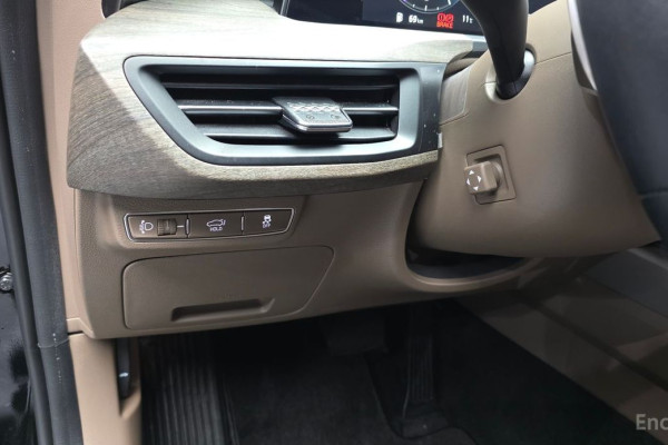 2023 Kia K8 с пробегом 24 593 км