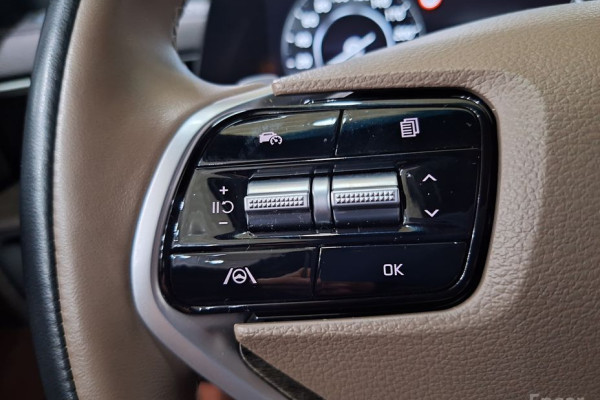 2023 Kia K8 с пробегом 11 900 км