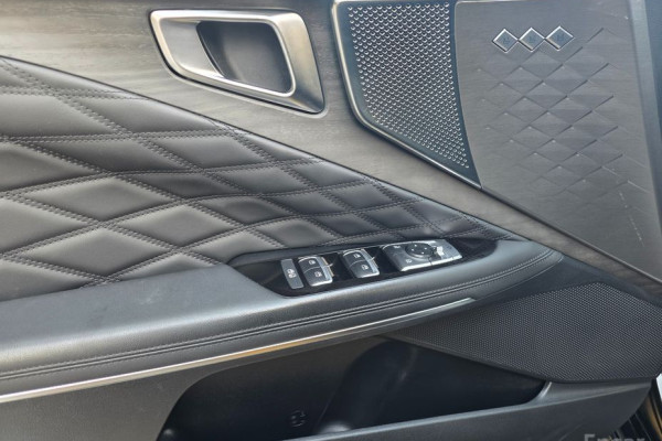 2023 Kia K8 с пробегом 62 118 км