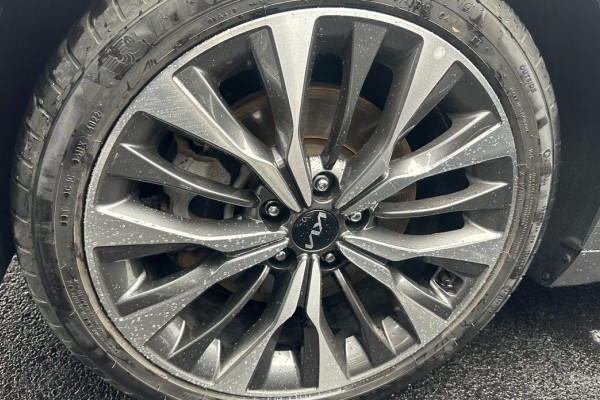 2023 Kia K8 с пробегом 55 189 км