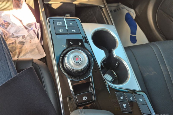 2023 Kia K8 с пробегом 52 946 км