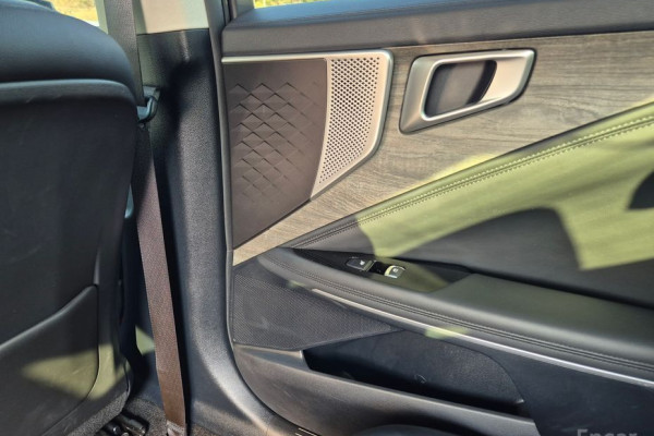 2023 Kia K8 с пробегом 52 946 км